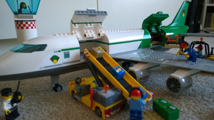 Lego Cargo Plane